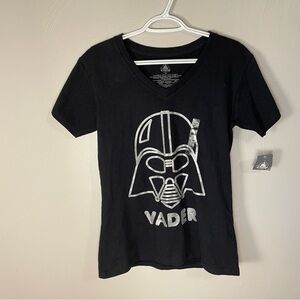 Darth Vader Women’s Medium VNeck Tee NWT